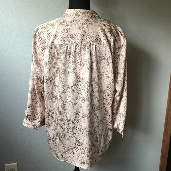Chicos Top. Pullover.Pink and gold Snakeskin print.size 2. - Picture 2 of 4